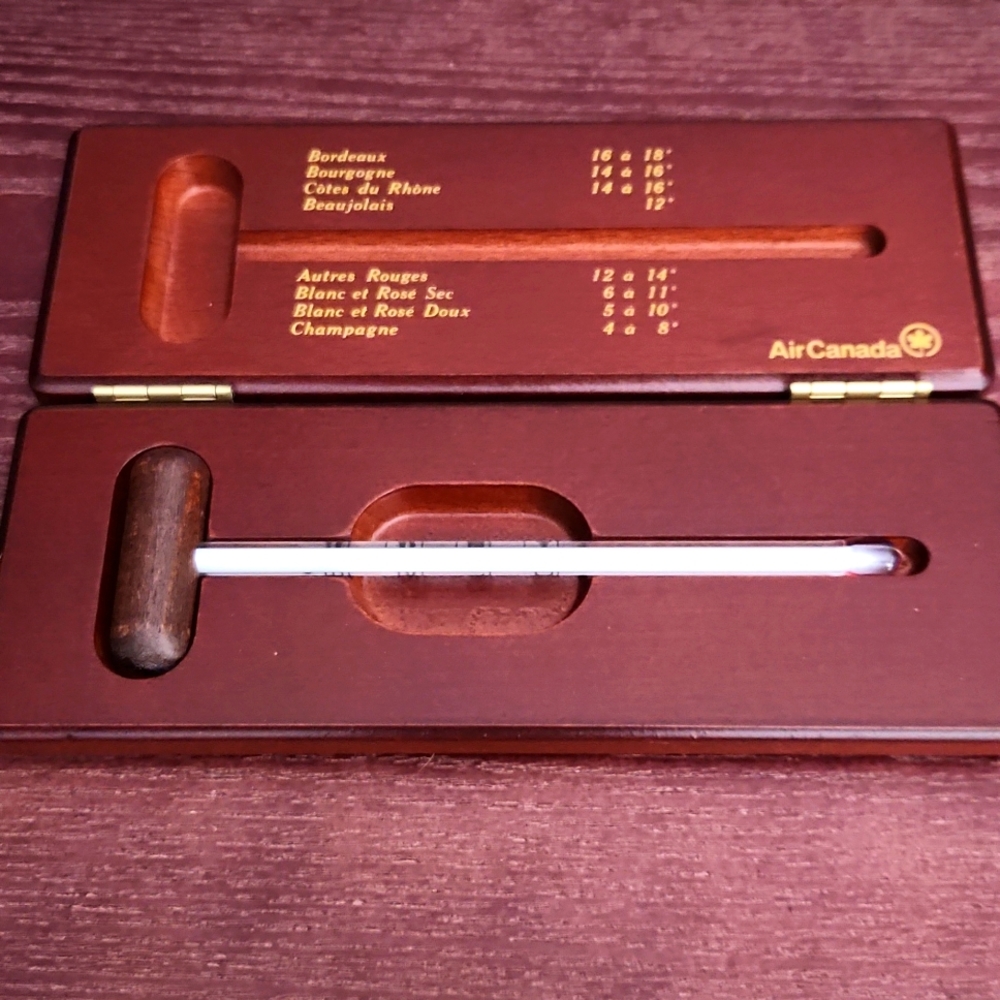 Vintage Air Canada Thermometre a Vin, wine, champagne thermometer in case.
